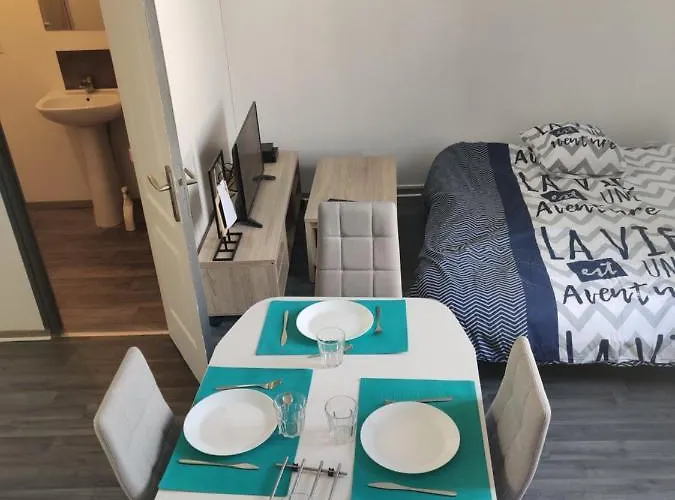 Calme 2 Pieces En Duplex Aufferville